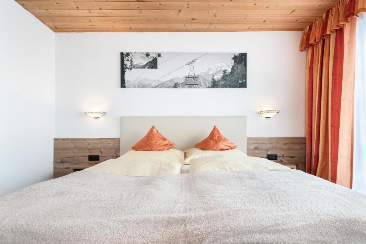 Gasthof Pension Berghof Hippach Esterno foto