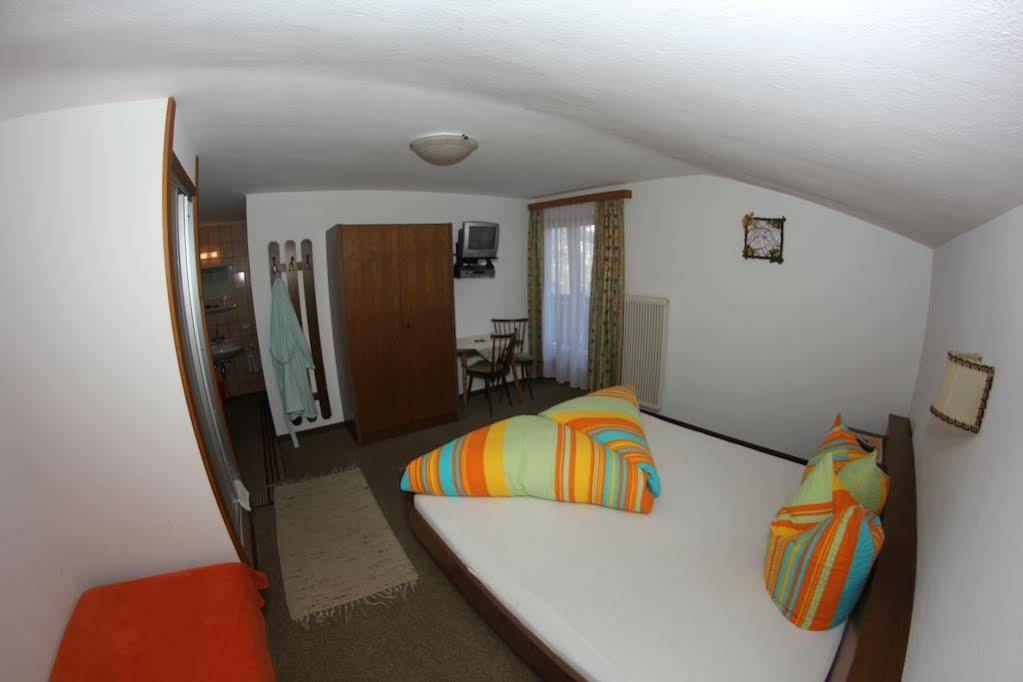 Gasthof Pension Berghof Hippach Esterno foto